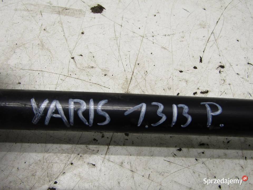 PÓŁOŚ PRZEDNIA PRAWY PRZÓD 13 VVTI TOYOTA YARIS