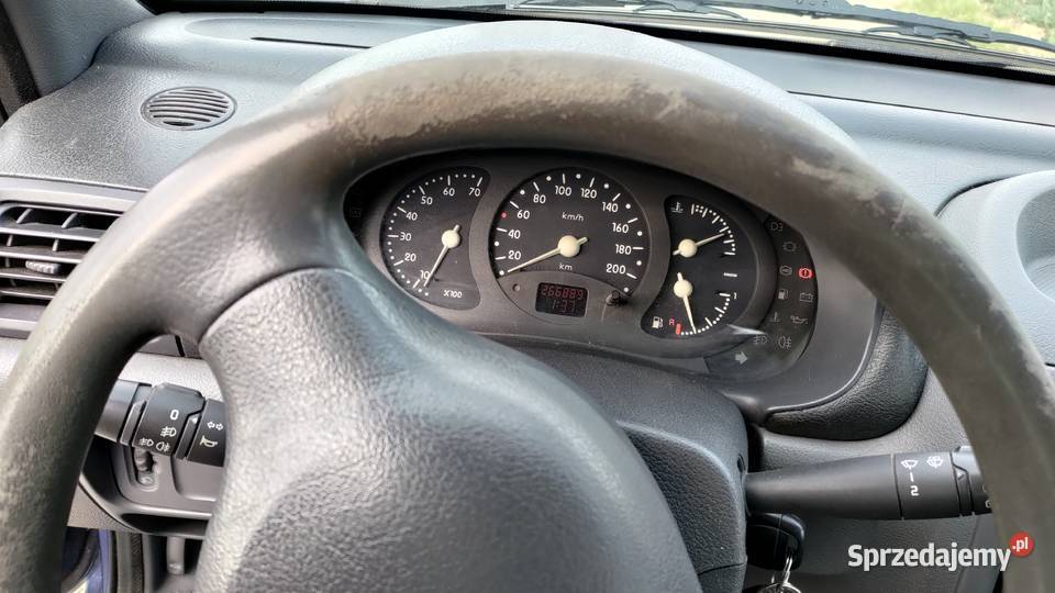 Clio II 12 benzyna Samochody osobowe Laski Dworskie sprzedam