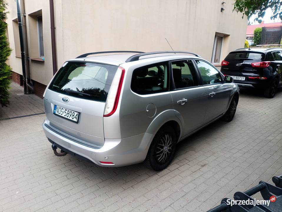 Ford Focus MK2 Lift 2009 16 Benzyna Kombi nieuszkodzony Pelnik