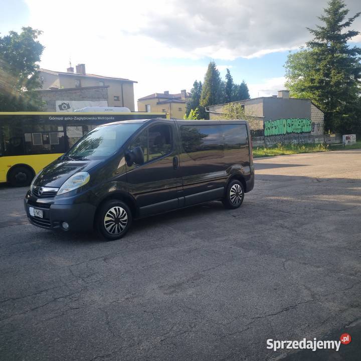 Opel VIVARO 5 OSÓB Klima Sprawna Idealny do nieuszkodzony Siewierz sprzedam