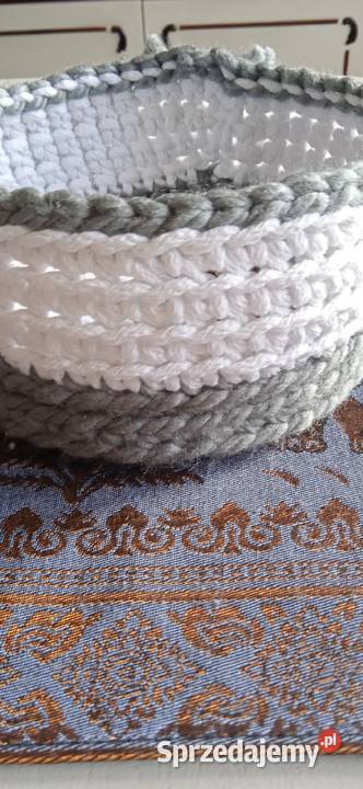 MAŁA PATERKA KOSZYCZEK BIAŁO SZARY Piła