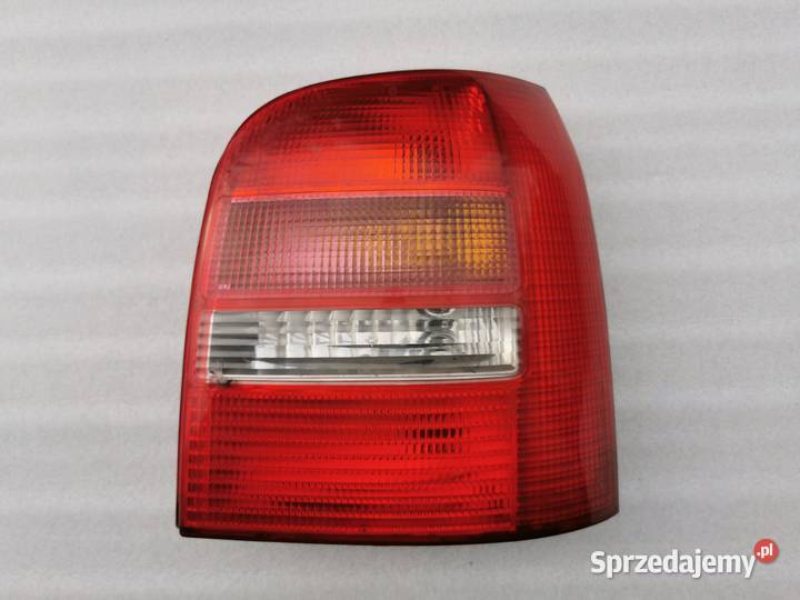 Lampa Prawy Tył Tylna Prawa Audi A4 B5 Avant Wyszków