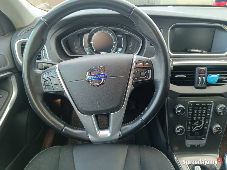 Volvo V40 2013 diesel 16 wielkopolskie