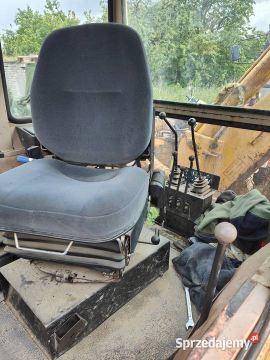 Koparko ładowarka MF 50 HA 4x4 Koparko ładowarki Nowa Karczma