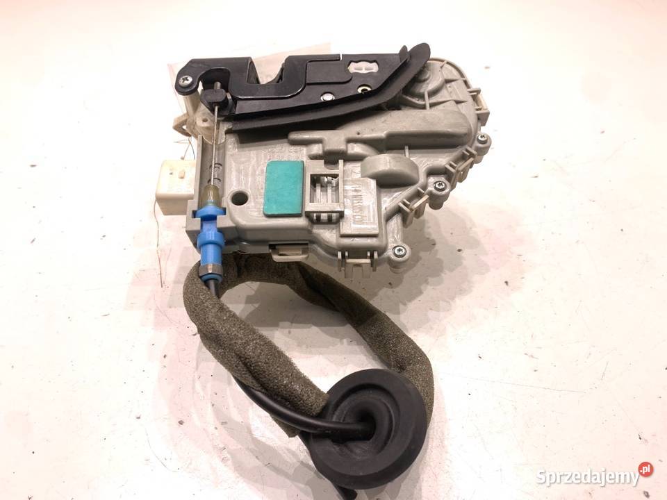 ZAMEK DRZWI LEWY PRZÓD AUDI A3 8V SedanLimuzyna