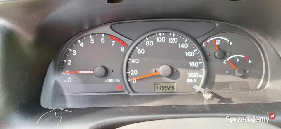 Suzuki Grand Vitara I 25 V6 Lift zawieszenia radio Zawiercie