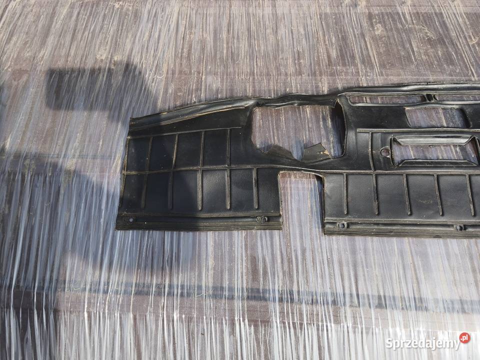 Fiat 126p tapicerka deski rozdzielczej St