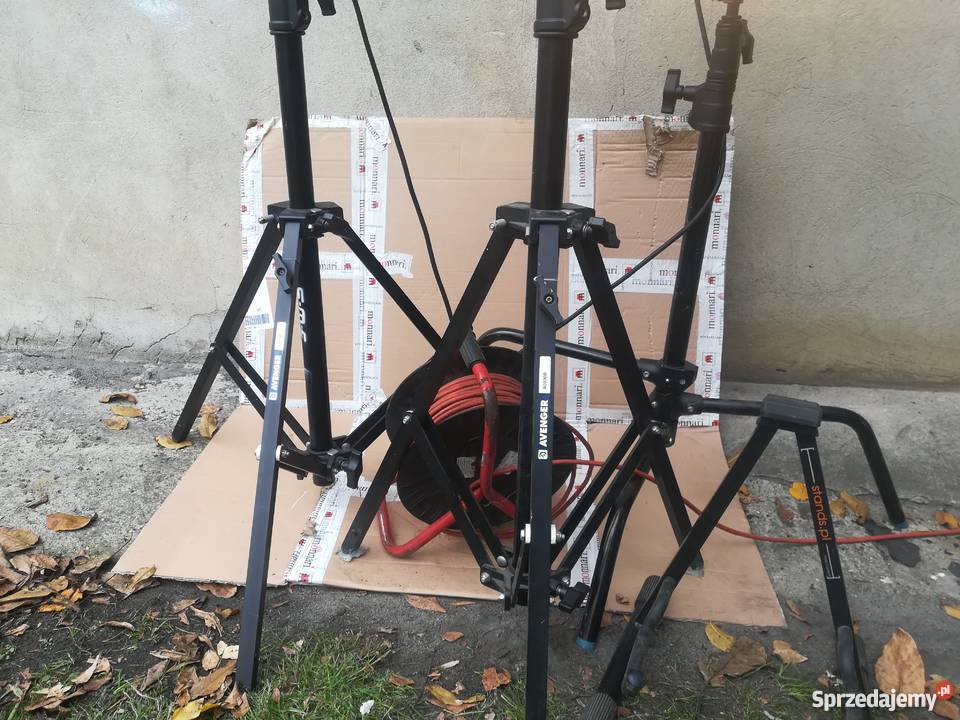 SSTATYWY AVENGERSLAMPY SHOWTEC STAGOBEN MK II