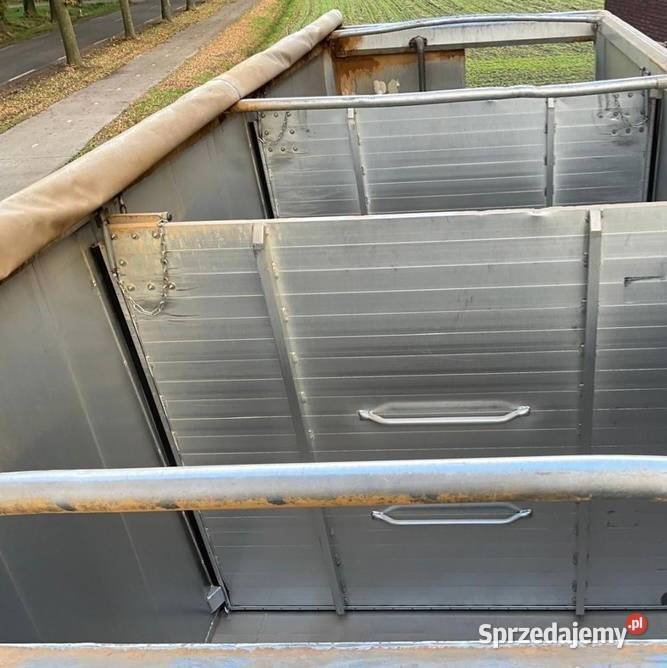 Przyczepa do sruty peletu paszy z wydmuchem Wywrotki Warszawa