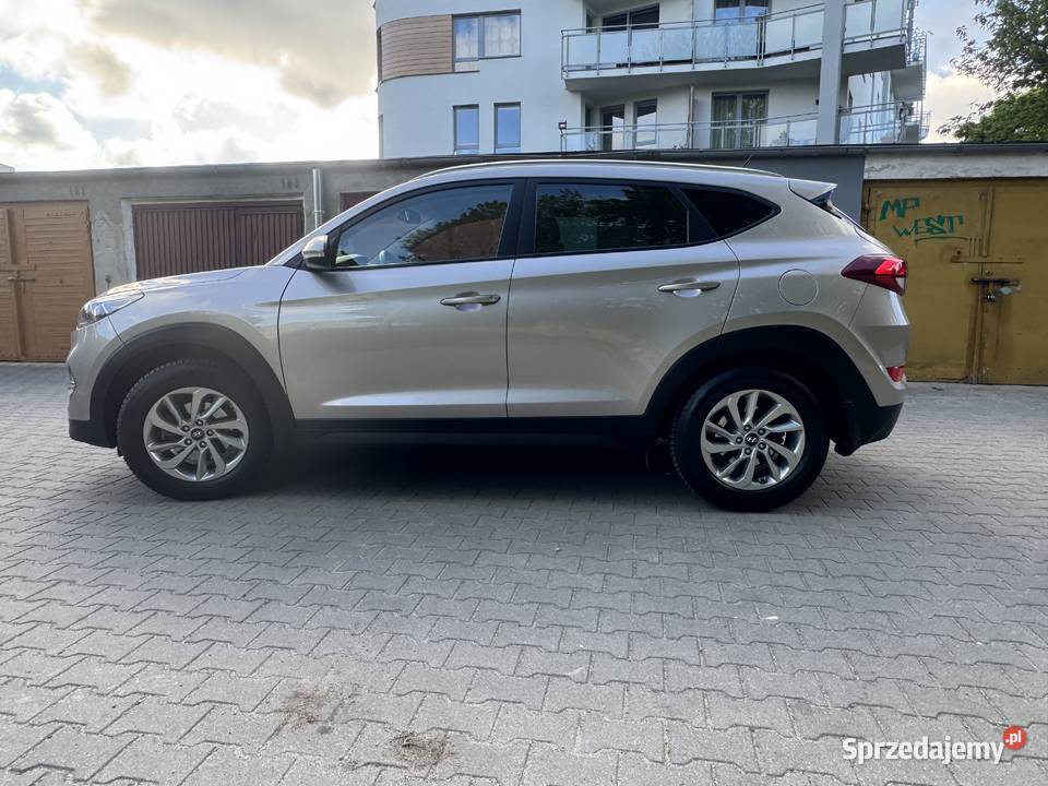 Hyundai Tucson III salon 119000 manualna pomorskie Gdynia