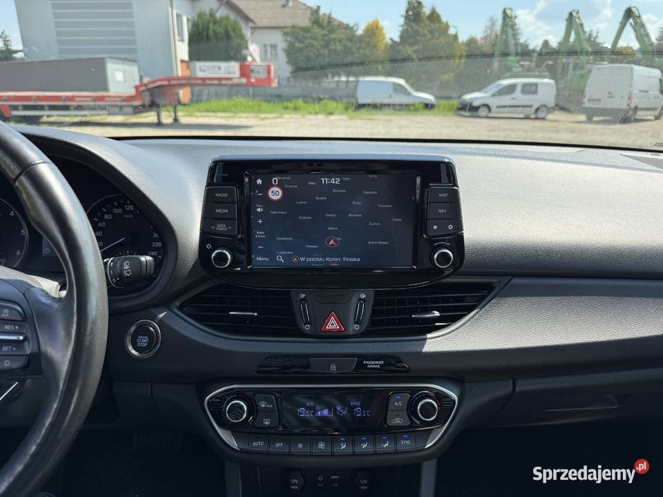 Hyundai i30 16 DIESEL AUTOMAT Nawigacja Kamera 1600cm3