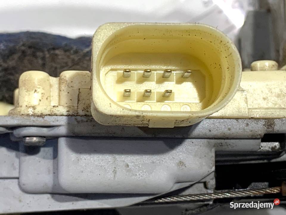 ZAMEK DRZWI LEWY TYŁ VW PASSAT B6 Hatchback Zamki, wkładki i kluczyki sprzedam