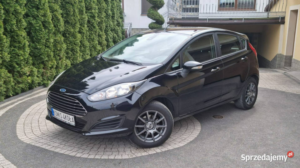 Ford Fiesta 80 Super Stan Niski Przebieg czarny sprzedam