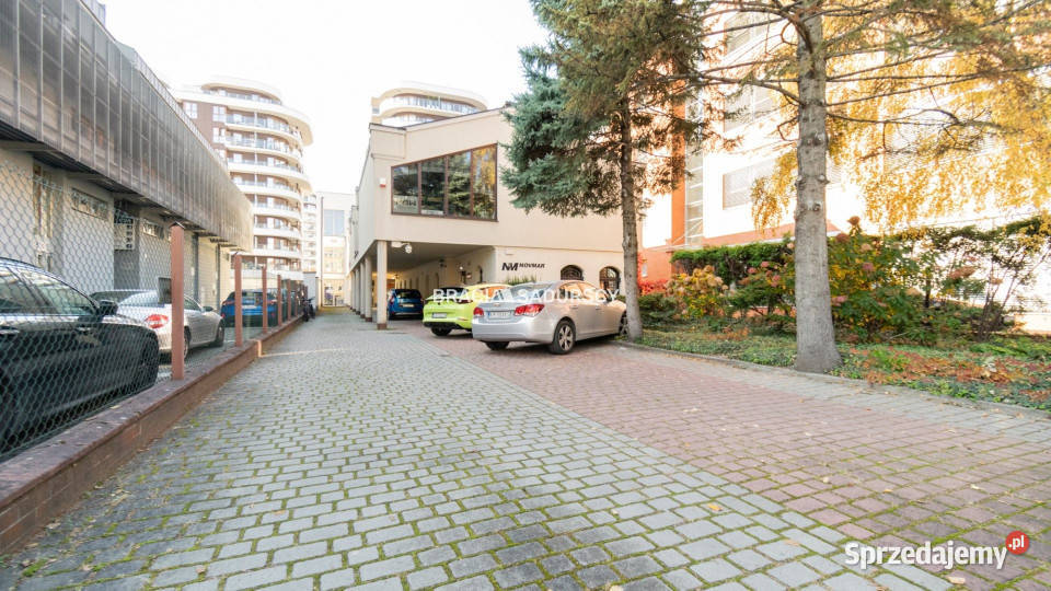 Lokal 134m2 Kraków Cystersów handlowo-usługowy