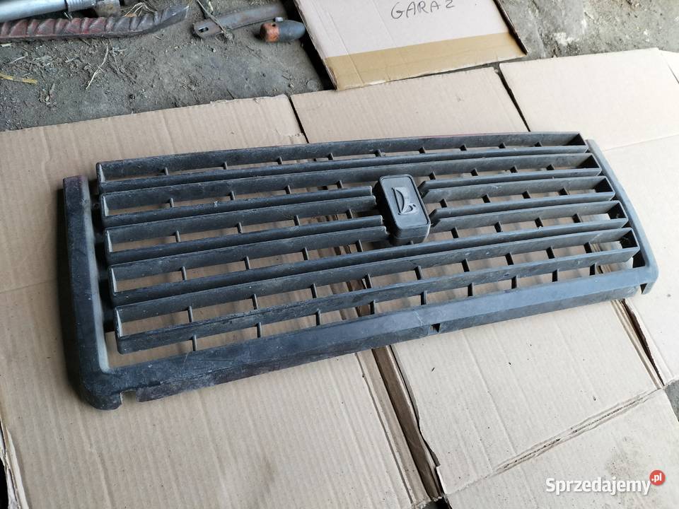 ŁADA 7 2107 WAZ ATRAPA ATRAPKA ZDERZKA GRILL Części samochodowe Kamień-Kolonia