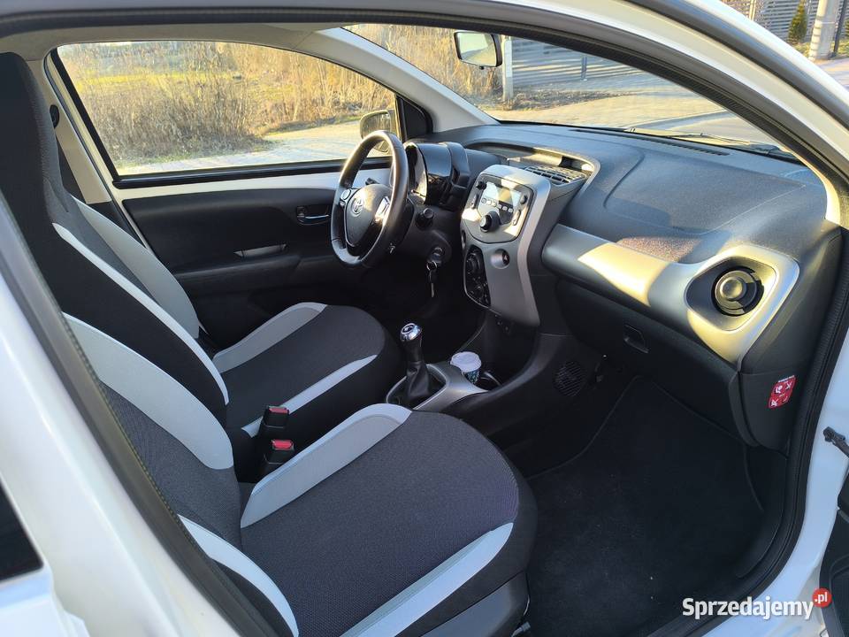 TOYOTA AYGO 10 2017r 70KM Świdnik sprzedam