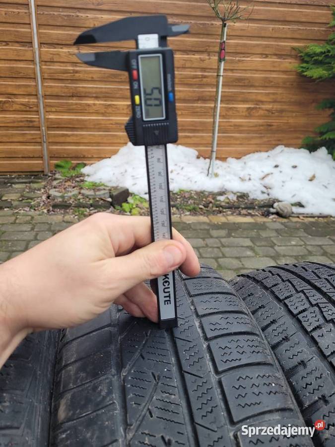 Komplet opon zimowych Hankook 1956016 195 Kielce