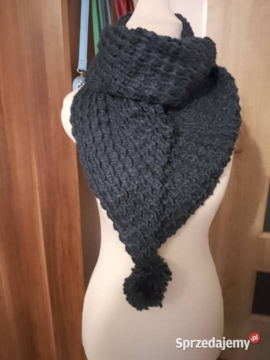 Komin szal damski z pomponem granatowy Chrzanów sprzedam