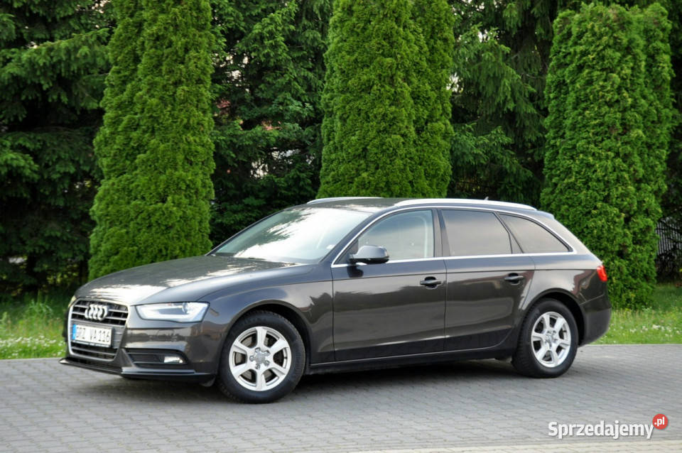 Audi A4 Avant 20TDI177LiftRadar światła przeciwmgielne Audi Ostrów Mazowiecka