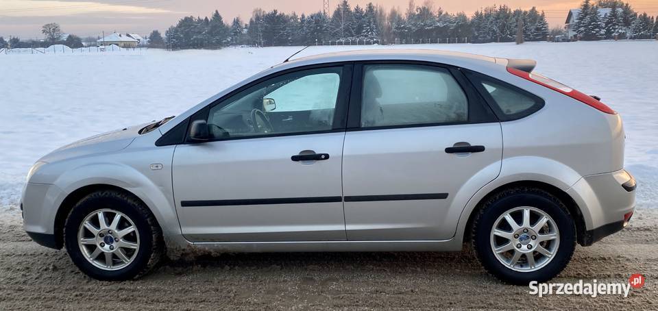 Ford Focus 16 benzyna BEZWYPADKOWY Przebieg 224000km Wieliszew