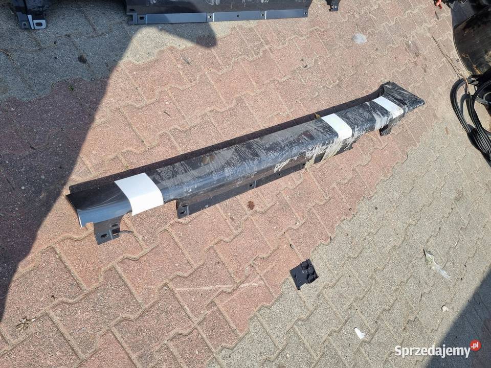 LISTWA NAKŁADKA PROGU LEWA BMW F45 7318849 ITA Progi