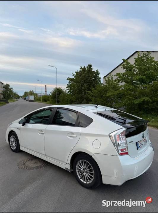 Toyota Prius 2010 z LPG nieuszkodzony Warszawa sprzedam