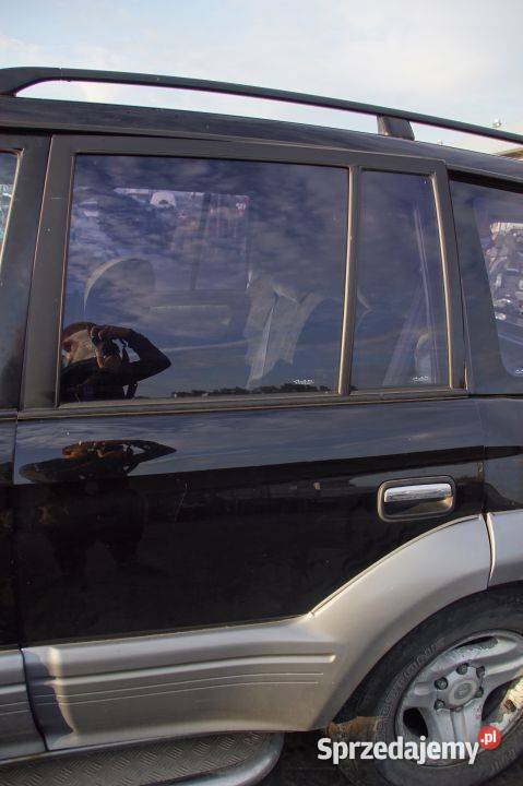 TOYOTA LAND CRUISER J90 90 DRZWI LEWE TYŁ 2001 Lipno