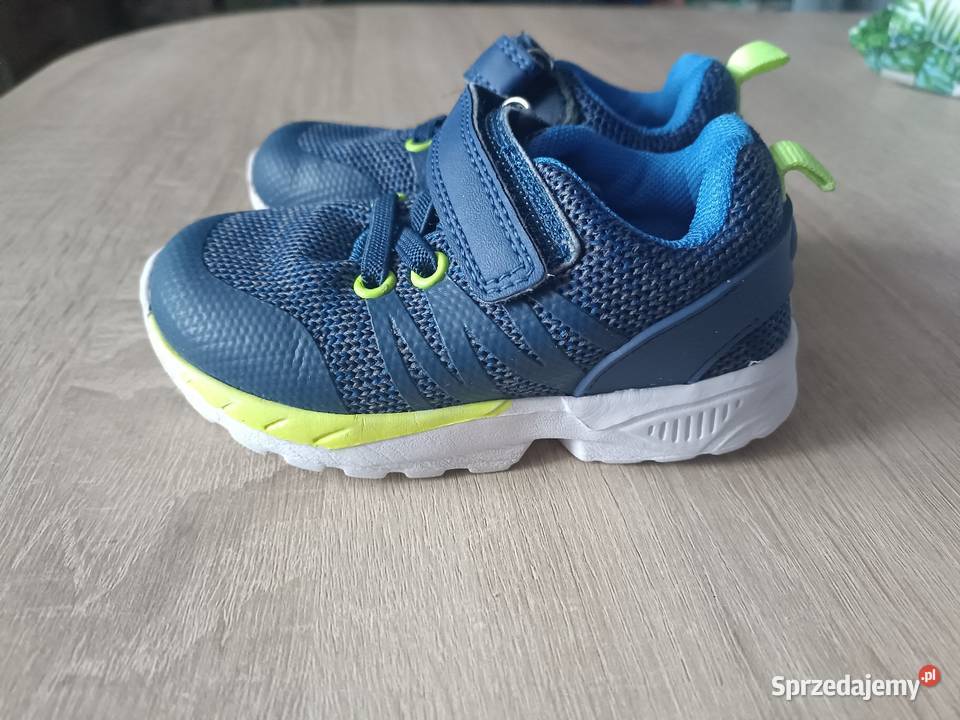 Buty sportoweadidasy chłopięce Cool Club 22 Kwidzyn