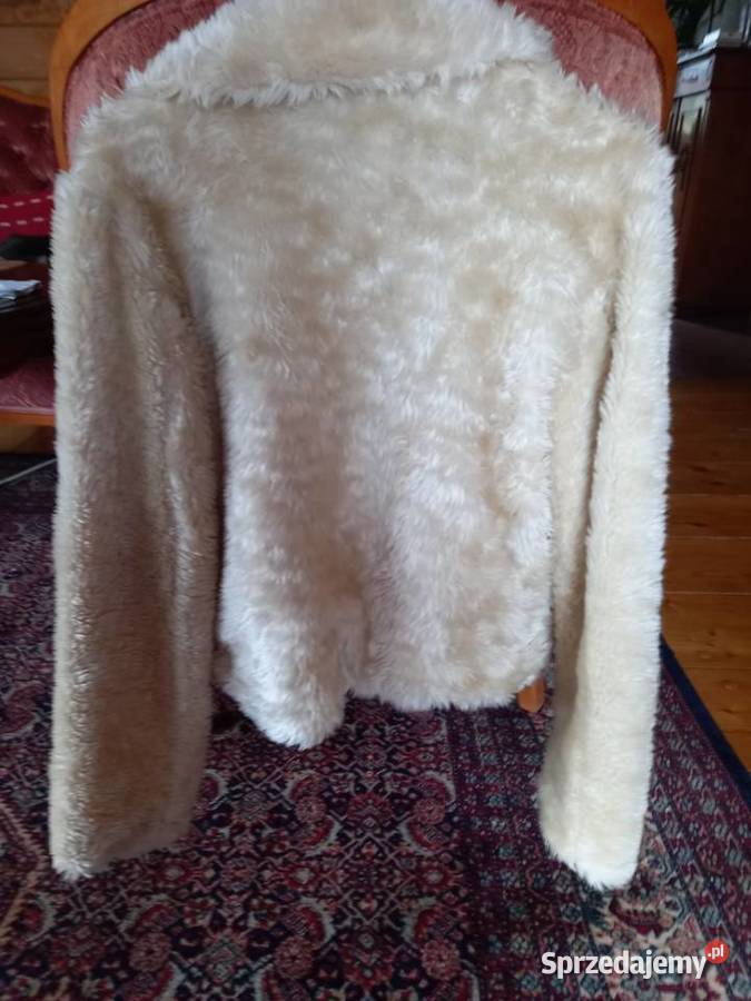 Kurteczka krótka w formie futerka Szczyrk