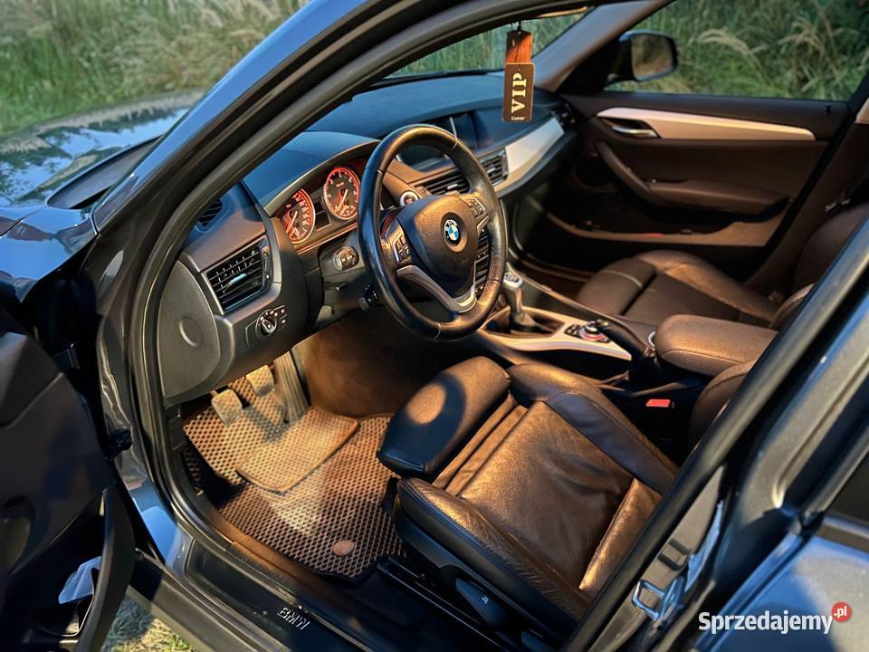 BMW X1 xDrive 18d 2015 r Skóra 2 komplety skórzana tapicerka mazowieckie Warszawa