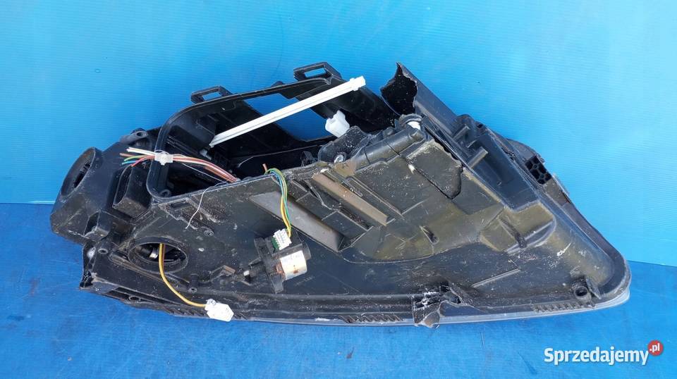 LAMPA REFLEKTOR LEWY PRZÓD EU 4F0941029CP XENON Nowy Tomyśl