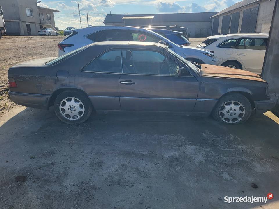 Mercedes E320 Coupe W124 Poronin