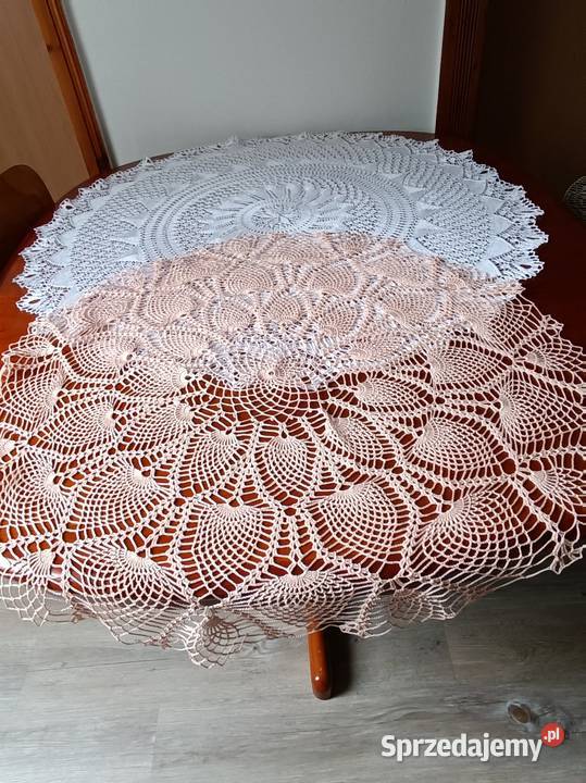 Duże serwety małe obrusy ręcznie robione Obrusy Gorlice