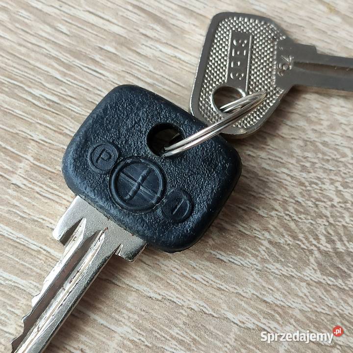 Oryginalny komplet kluczyków Fiat 126p Maluch z osobowe kujawsko-pomorskie Tuchola