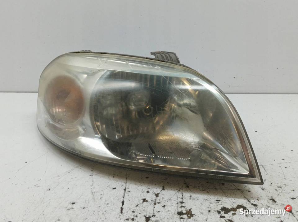 LAMPA PRZÓD PRAWA EU T250 Chevrolet Aveo II