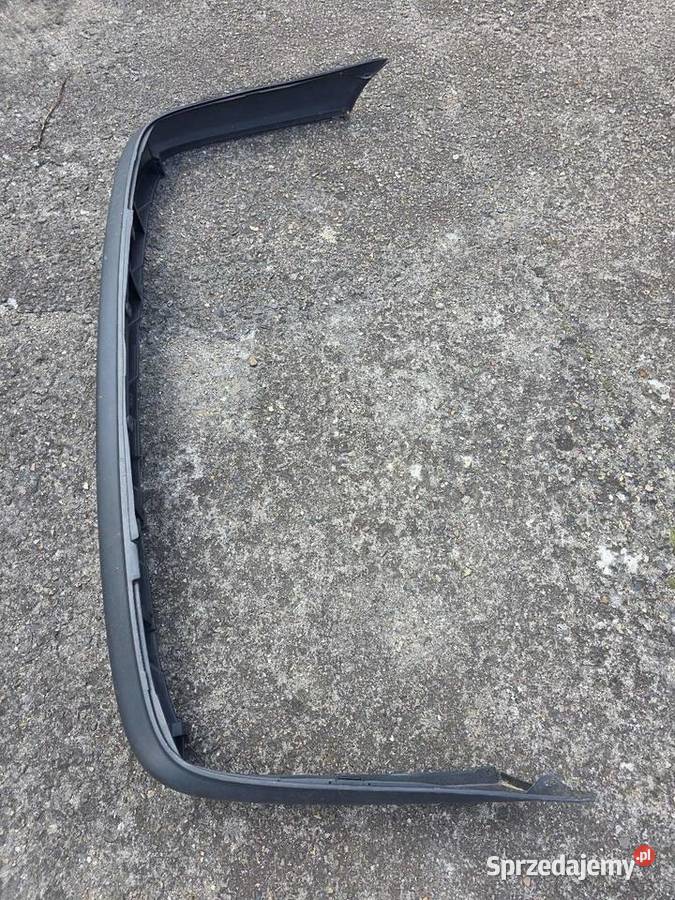 Spoiler dolna część zderzaka przedniego Toyota osobowe dolnośląskie Wrocław