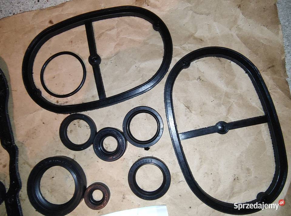Uszczelki i uszczelniacze URAL Uszczelki silnika i osprzętu Leszno sprzedam
