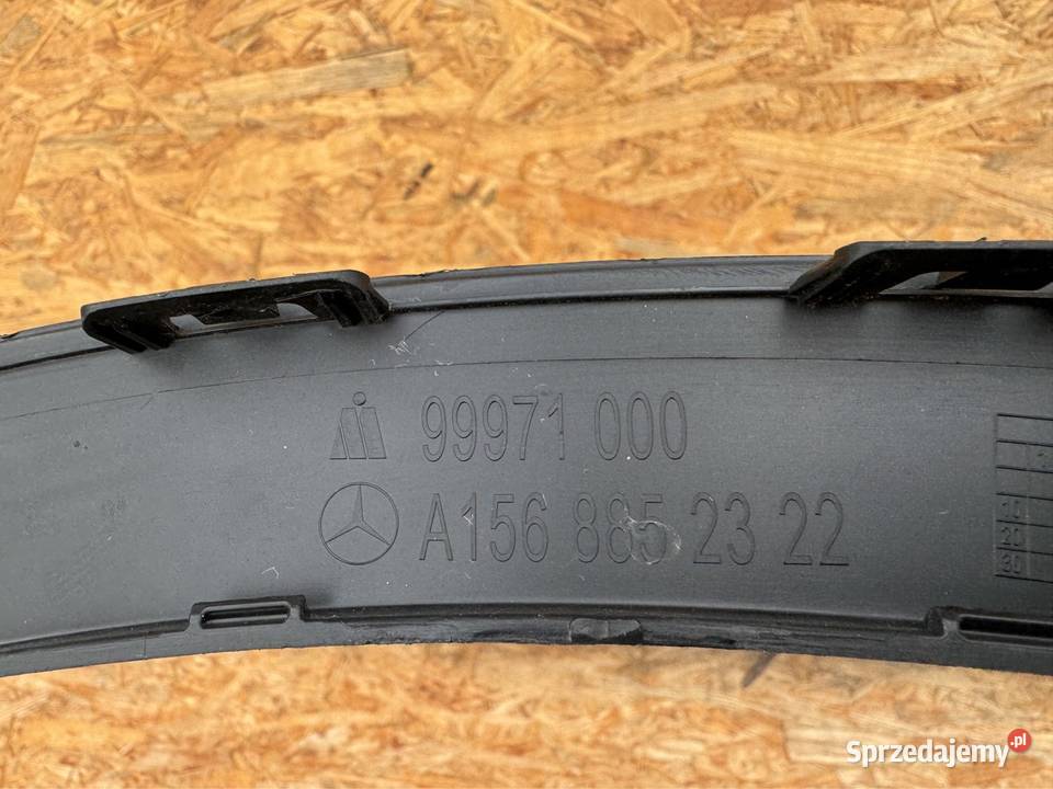 Listwa błotnika przód prawa rh Mercedesbenz gla Sieraków
