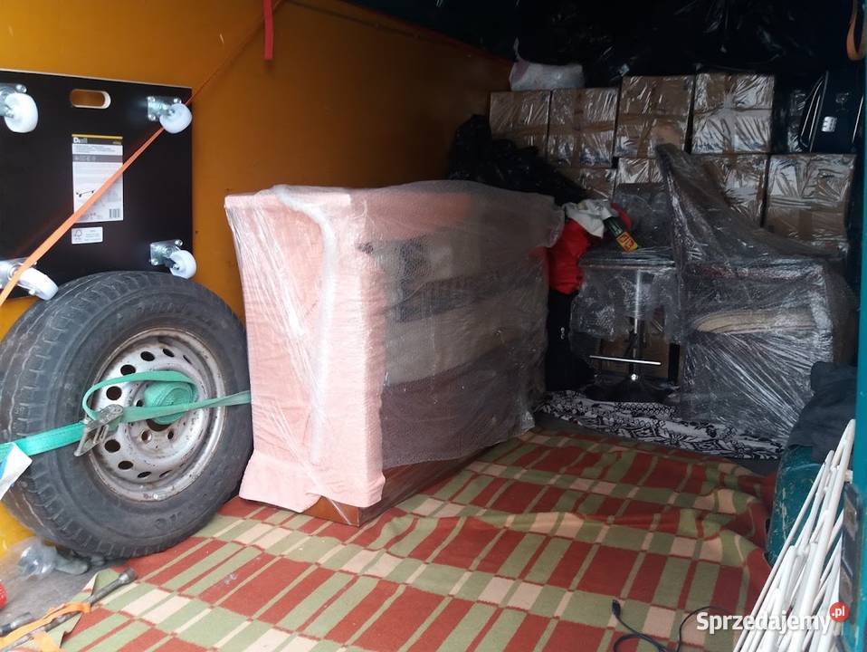 trasport przeprowadzki uprzątnięcia mieszkań Pionki