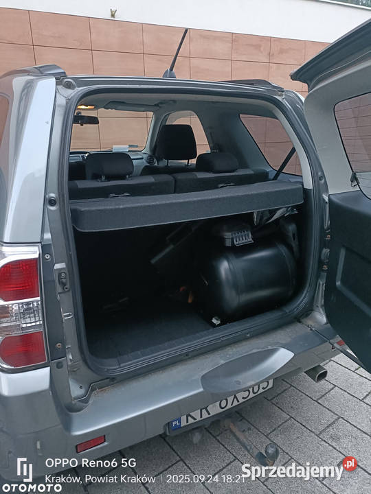 Suzuki vitara 2006r 16 bezyna gaz sprzedam