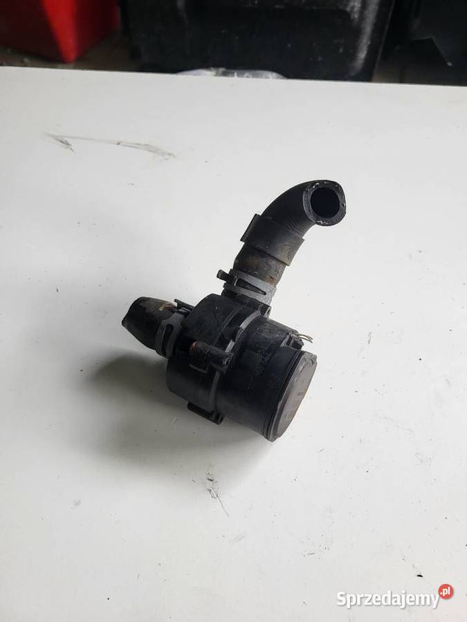 Pompka obiegu wody 5C0965561 Mielec