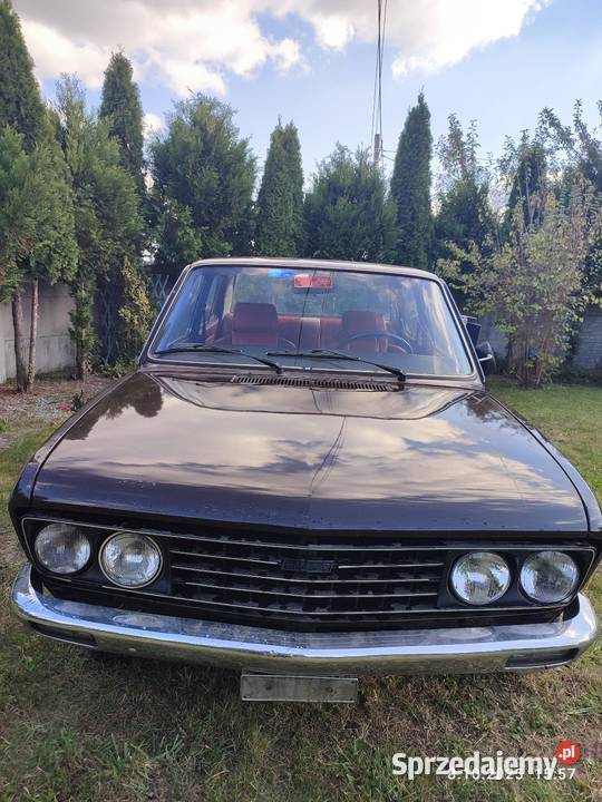 Piękny klasyk włoskiej motoryzacji Fiat 132 S