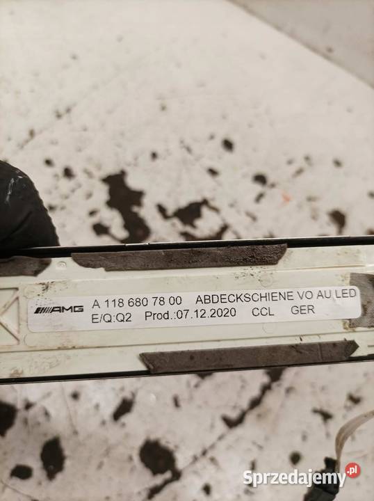 LISTWA PROGOWA NAKŁADKA LED AMG A1186807800