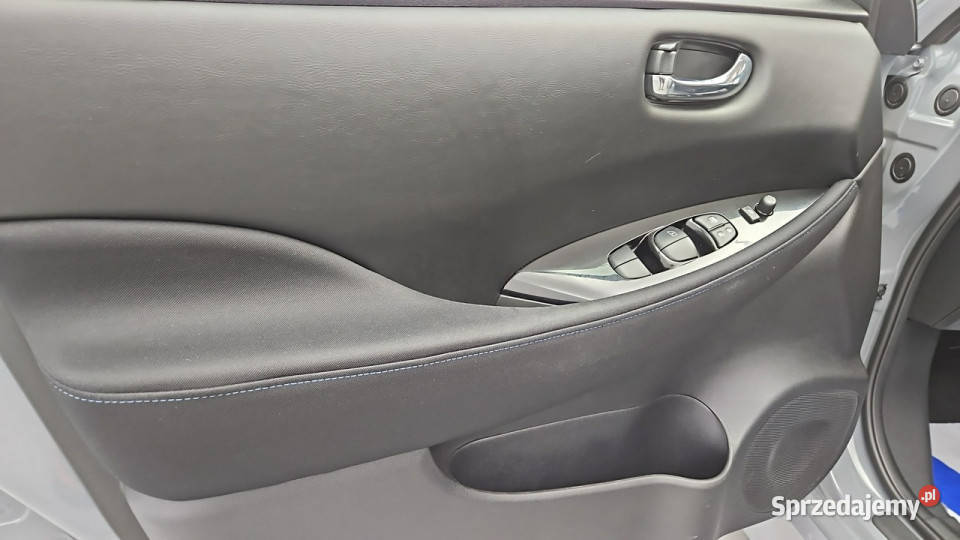 Nissan Leaf 40kWh NConnecta Z Polskiego Salonu autoalarm Warszawa