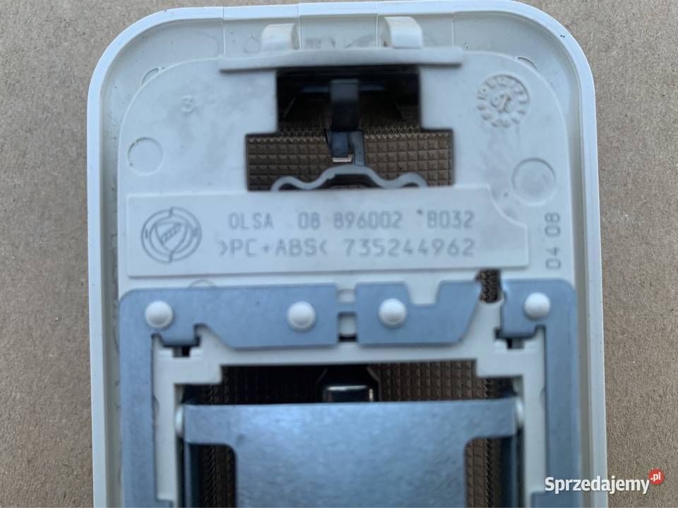 735244962 lampka podsufitki Fiat 500 Rok produkcji 2010 Oświetlenie kabiny Szczecin