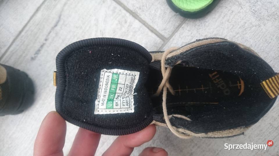 Buty Adidasa rozmiar 22 Rozmiar 22 warmińsko-mazurskie Gołdap