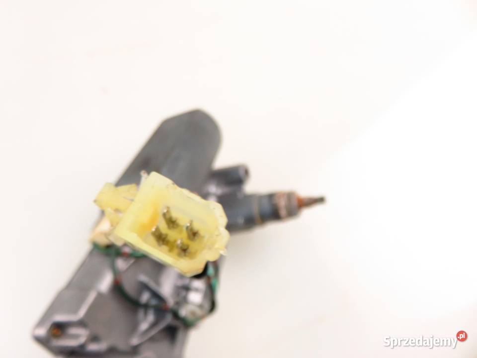 SILNICZEK WYCIERACZKI TYŁ HONDA CRV I 34311581 osobowe sprzedam