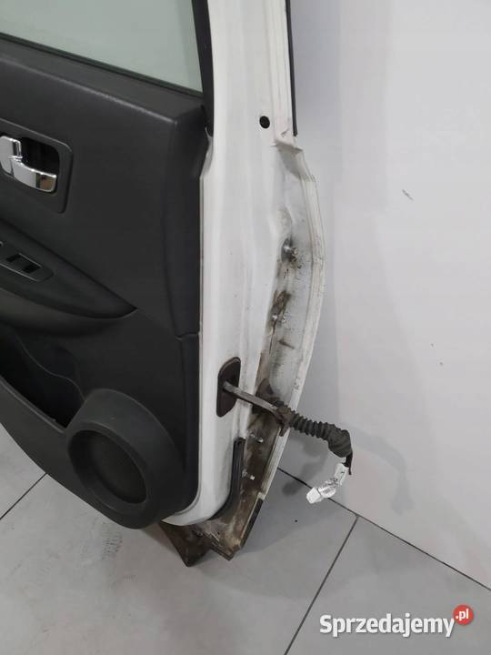 DRZWI LEWE TYŁ 326G J10 Nissan Qashqai I