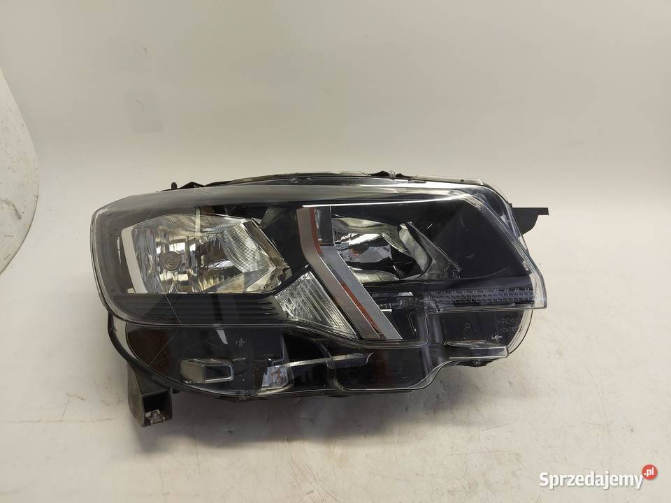 PEUGEOT Partner IV 4 Rifter 2023 Lampa reflektor sprzedam