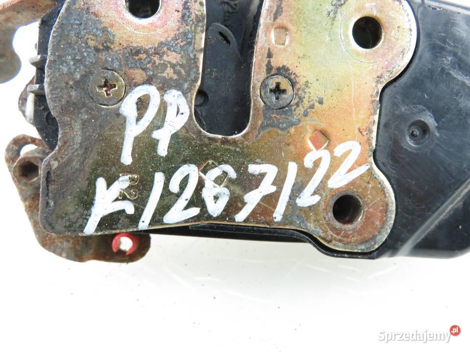 ZAMEK PRAWY PRZEDNI CHRYSLER VOYAGER IV sprzedam